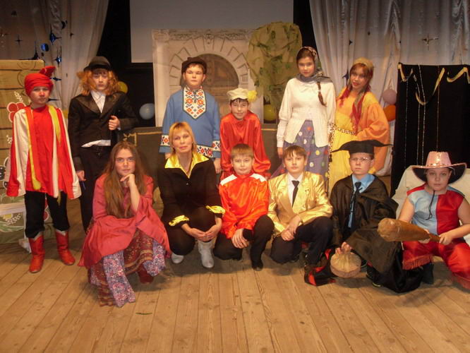 Шемуршинский детский театральный коллектив «Звездочки» в очередной раз порадовал зрителей своим выступлением